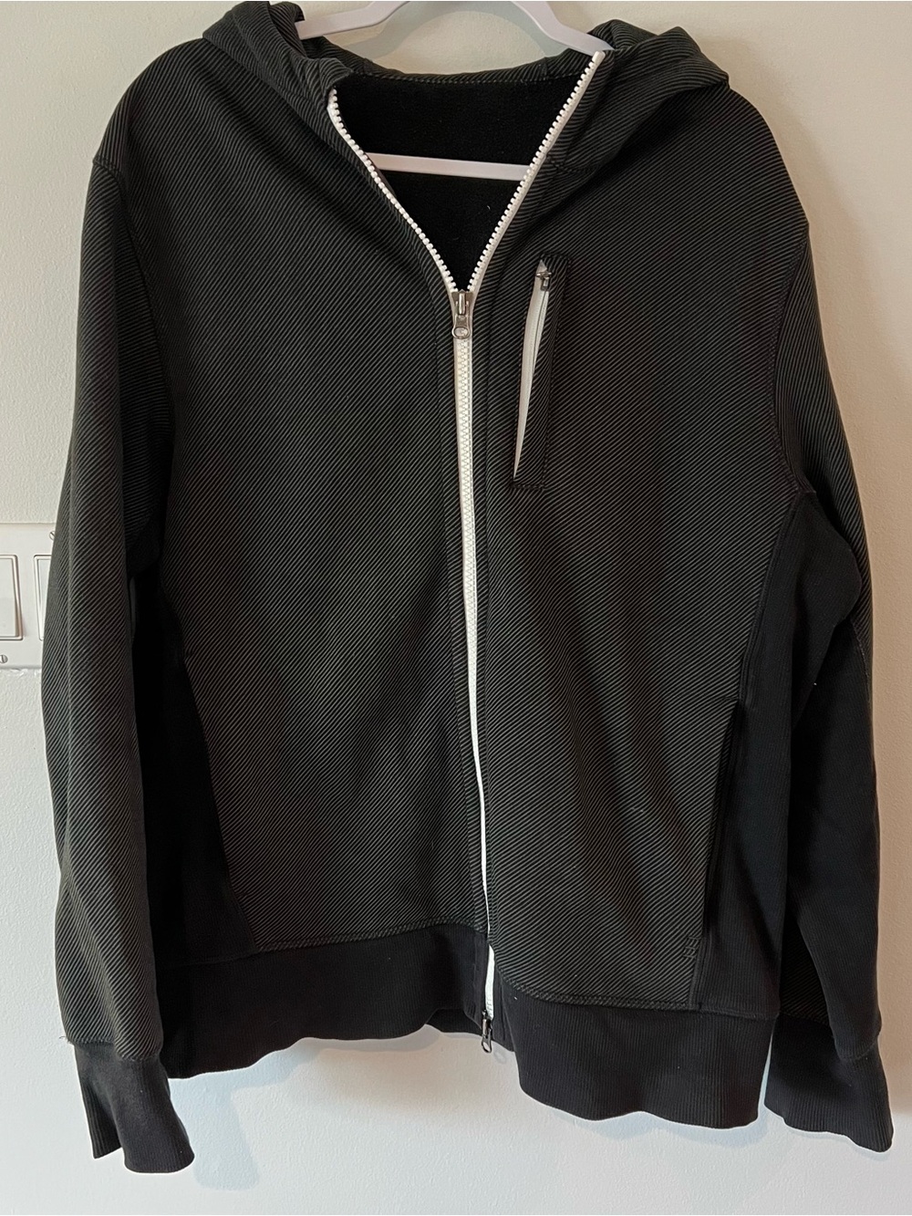 Lululemon Men's XL Black Stripe Full-Zip Scuba Hoodie Performance Jacket Coat